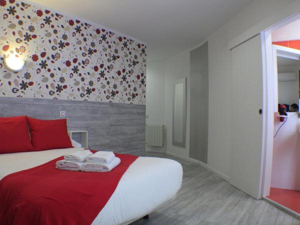 Hostal Madrid Sol : photo 2 de la chambre chambre lit queen-size 