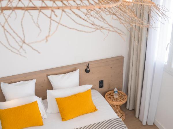 Hôtel Casa Marina : photo 4 de la chambre chambre familiale avec balcon