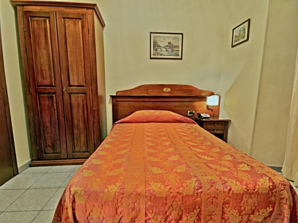 Hotel Pavone : photo 2 de la chambre chambre simple
