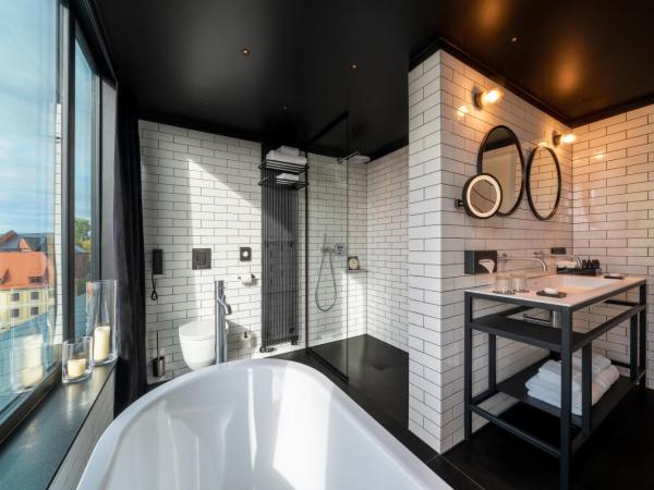 The Bridge Wroclaw - MGallery : photo 3 de la chambre suite présidentielle