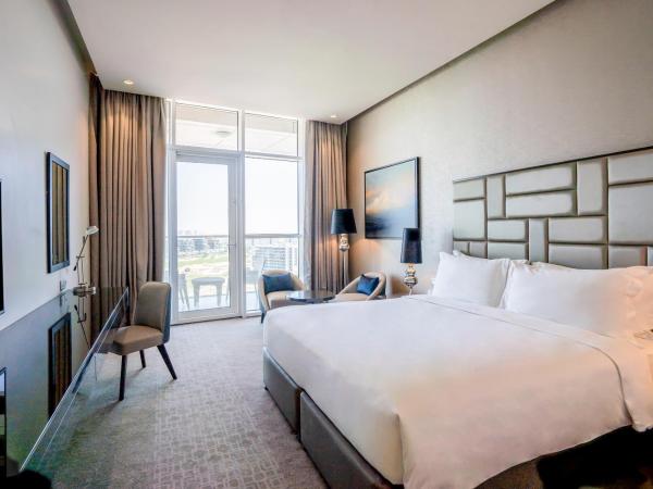 Radisson Dubai Damac Hills : photo 2 de la chambre chambre standard