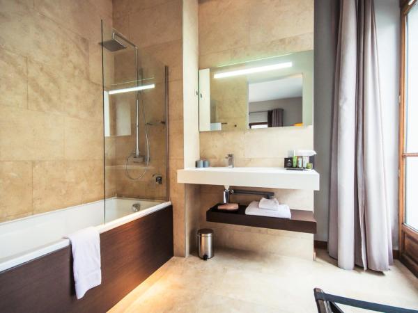 Logis Villa C Hôtel : photo 5 de la chambre villa avec terrasse