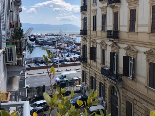 H Rooms boutique Hotel : photo 2 de la chambre chambre double ou lits jumeaux - vue latérale sur mer