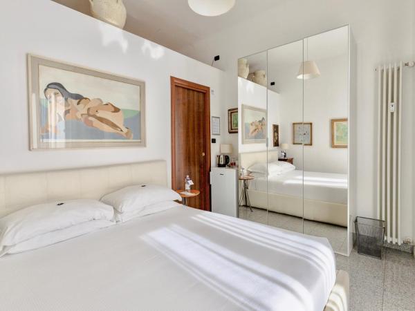 Aiello Suites Milan : photo 3 de la chambre chambre double avec balcon