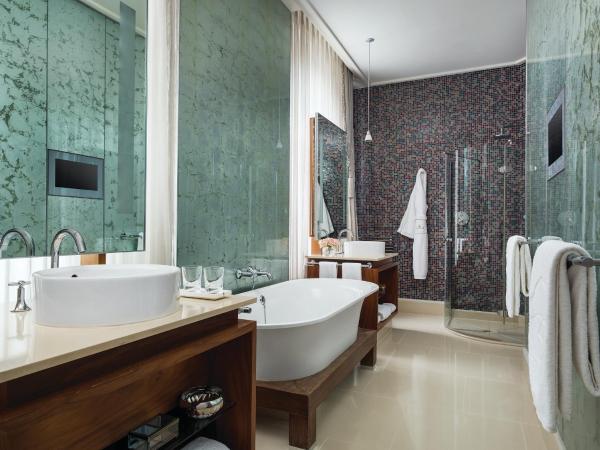 The Langham London : photo 3 de la chambre suite infinité