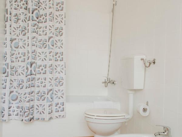 Residencial Avenida : photo 8 de la chambre chambre triple