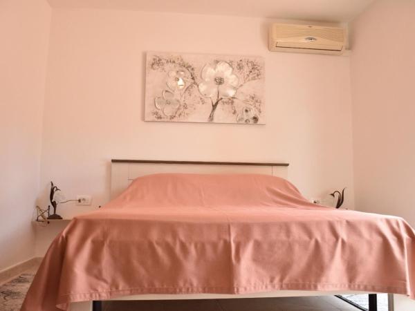 Villa Matohanca : photo 1 de la chambre chambre double avec balcon - vue sur mer