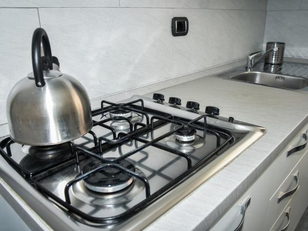 Affittacamere Delfo : photo 1 de la chambre chambre lit king-size avec salle de bains privative