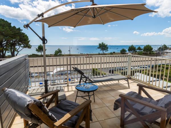 Le Diana Hôtel & Spa NUXE : photo 1 de la chambre chambre double prestige avec terrasse - vue panoramique sur mer