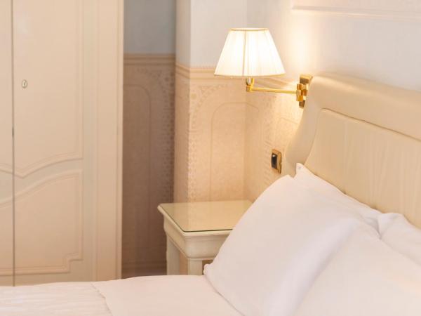 Hotel Baia Imperiale : photo 8 de la chambre chambre double ou lits jumeaux classique