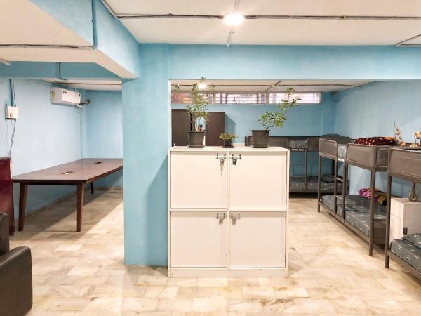Urban Nomads Pune Riverside CoLive CoWork : photo 5 de la chambre bed in 8-bed mixed dormitory ac room