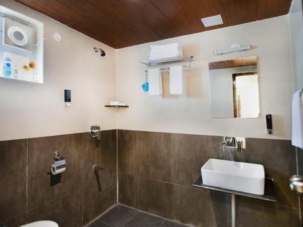 Raj Residency : photo 2 de la chambre chambre familiale