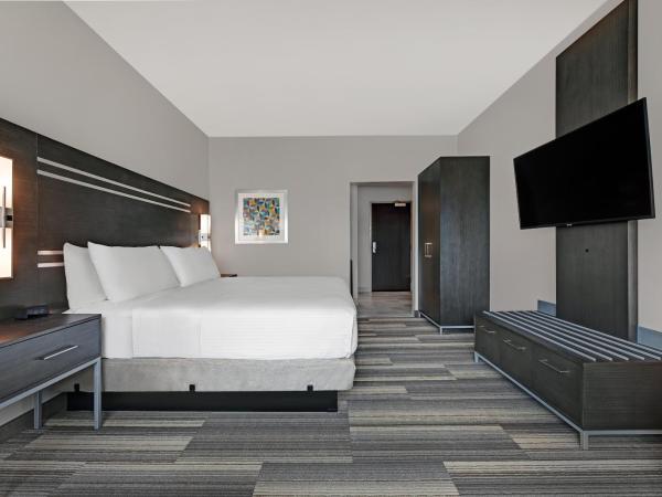 Holiday Inn Express & Suites Memorial - CityCentre, an IHG Hotel : photo 6 de la chambre chambre lit king-size standard