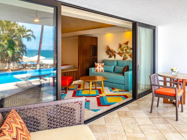 Hyatt Ziva Puerto Vallarta : photo 2 de la chambre club king suite with ocean view - swim up