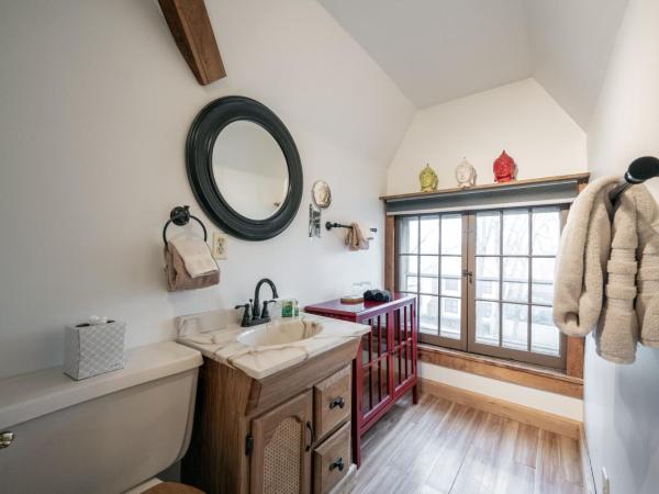 Stone Soup Inn : photo 7 de la chambre deluxe queen room (sw loft)