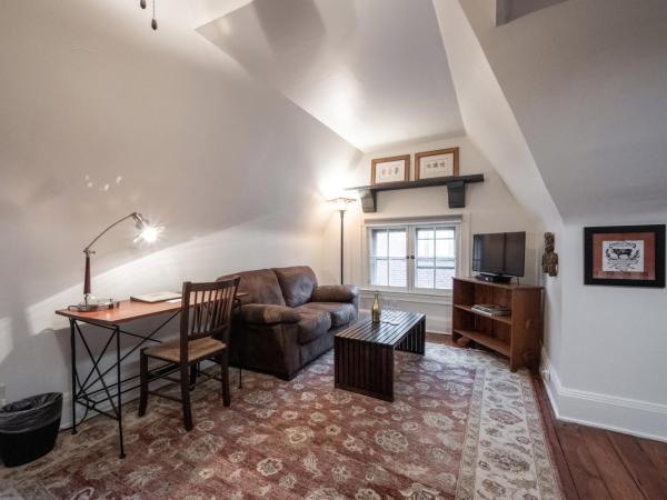 Stone Soup Inn : photo 1 de la chambre superior queen room (nw loft)