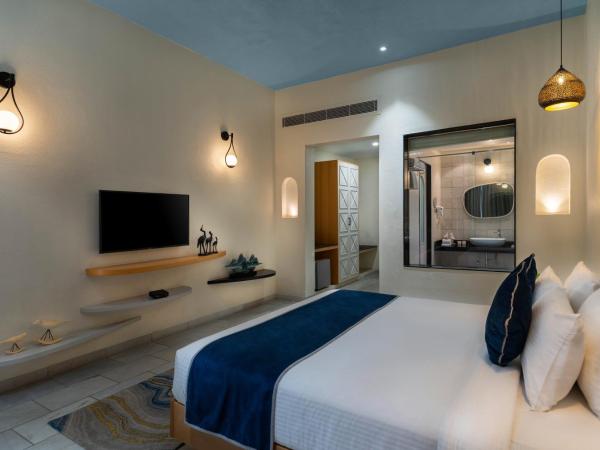 Ramee Royal Resort & Spa - Udaipur : photo 3 de la chambre chambre exécutive avec balcon