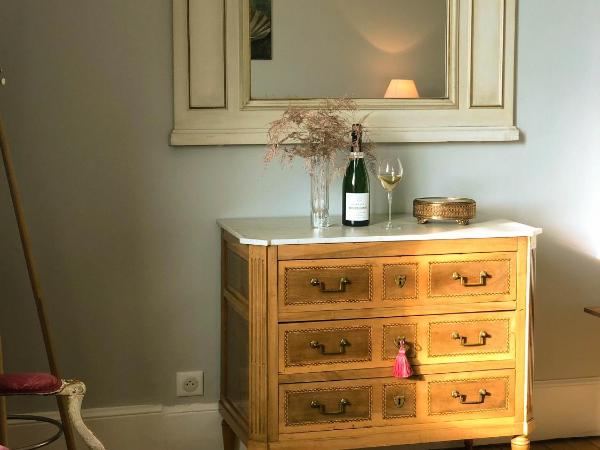 La Villa by Michel Gonet : photo 3 de la chambre chambre lit king-size