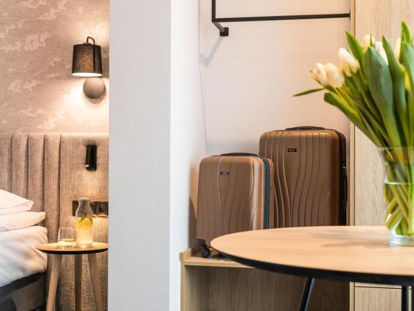 Hotel Vesper House : photo 6 de la chambre chambre supérieure lit queen-size