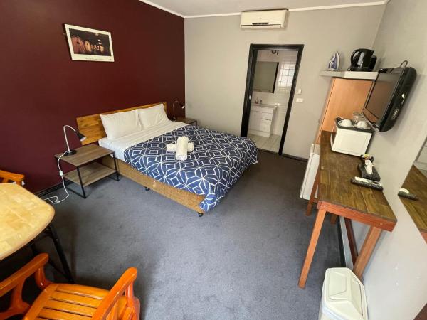 City East Motel : photo 10 de la chambre chambre lit queen-size