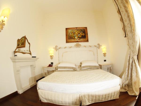 Grand Hotel Di Lecce : photo 2 de la chambre chambre double ou lits jumeaux