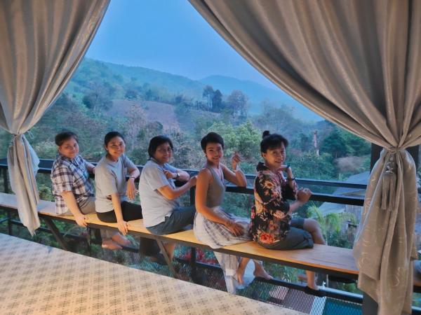 บ้านภูคำฟ้า ดอยปู่ไข่ Baan Phu Kham Fah : photo 6 de la chambre chambre familiale - vue sur montagne