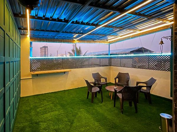 Eiffel Suites - Kammanahalli : photo 1 de la chambre appartement avec terrasse