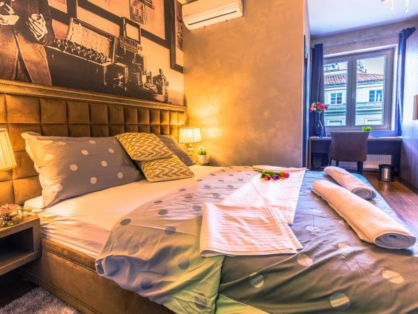 Seven Stories Rooms, 4th Floor, no elevator : photo 2 de la chambre chambre double