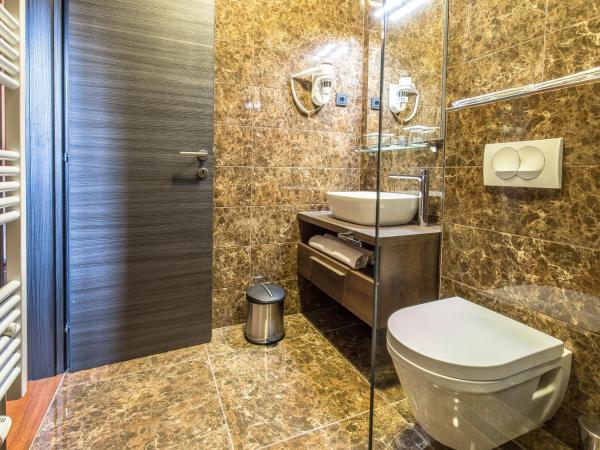 Seven Stories Rooms, 4th Floor, no elevator : photo 5 de la chambre chambre double