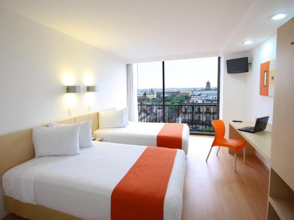 One Guadalajara Centro Historico : photo 1 de la chambre chambre double supérieure avec terrasse