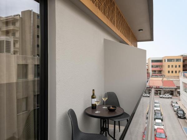 Morum City Hotel Chania : photo 4 de la chambre chambre simple deluxe avec balcon