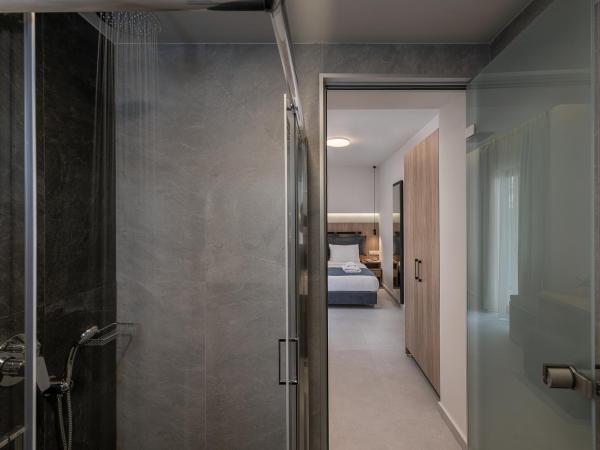 Morum City Hotel Chania : photo 3 de la chambre chambre double deluxe avec balcon