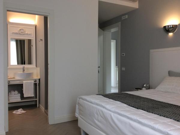 Villa Fiorentino : photo 9 de la chambre chambre double ou lits jumeaux