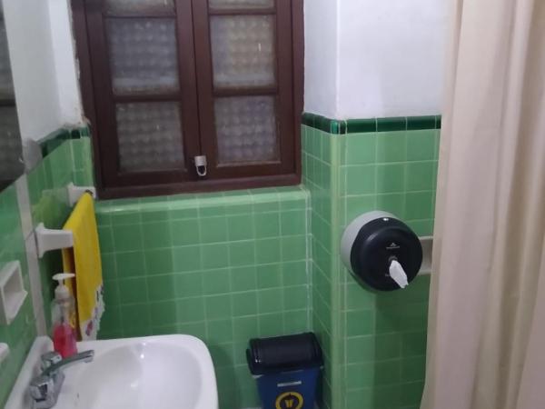 Hostal don Felipe : photo 5 de la chambre chambre double avec salle de bains privative