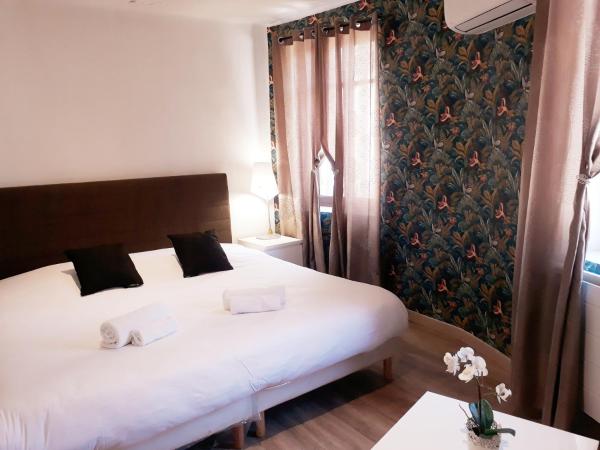 Hotel renaissance martigues : photo 4 de la chambre chambre lit king-size