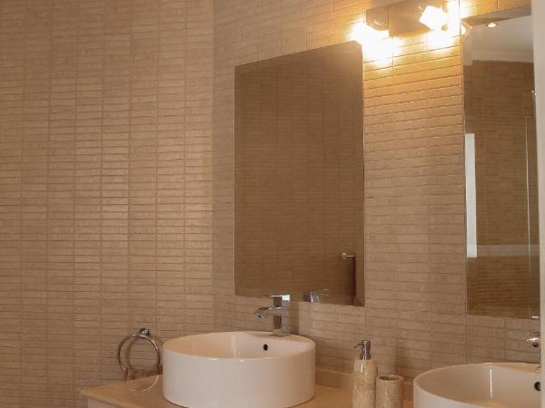 Luxury B&B Villa Tauro : photo 4 de la chambre chambre double deluxe avec balcon - vue sur mer