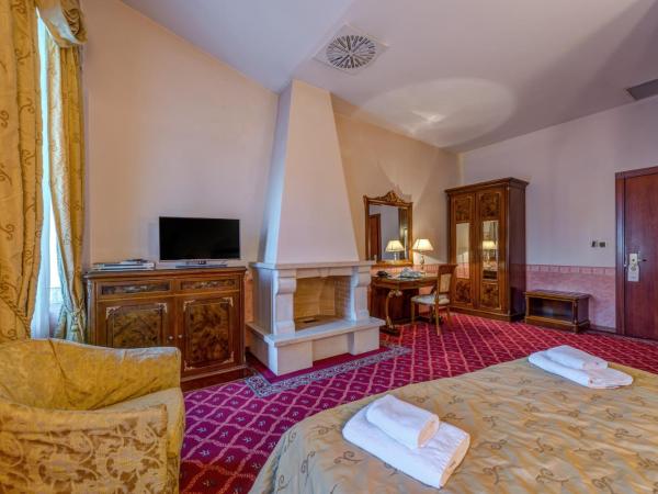 Alexios Luxury Hotel : photo 3 de la chambre chambre double ou lits jumeaux