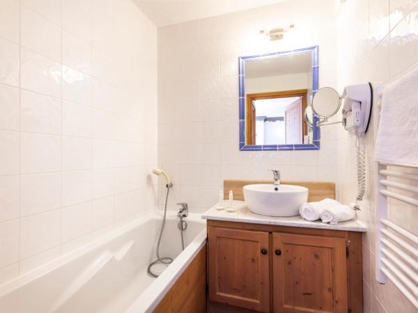 Chalet des Neiges Plein Sud : photo 7 de la chambre appartement (4 adultes)