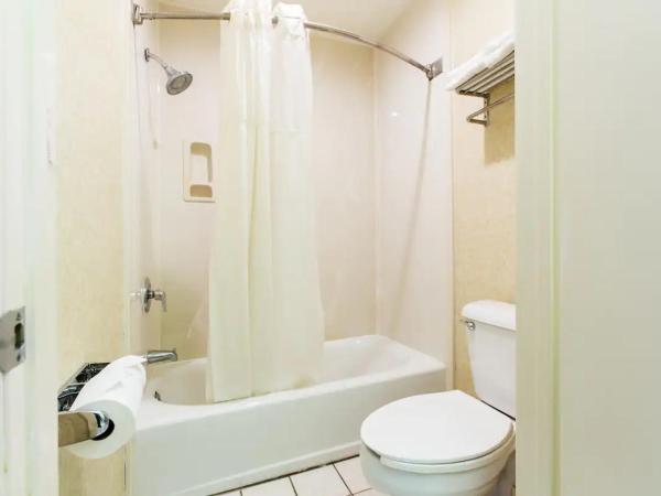 Hotel Silver Lake : photo 4 de la chambre chambre lit king-size