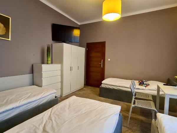 Hostel Moderna Rest : photo 5 de la chambre chambre quadruple