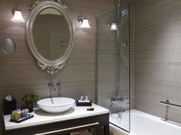 La Clef Louvre Paris by The Crest Collection : photo 8 de la chambre suite royale - forfait vip