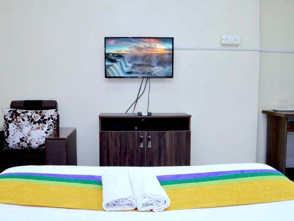 Hotel Bestow Inn Koregaon Park Pune -Near Osho Ashram : photo 6 de la chambre chambre double standard