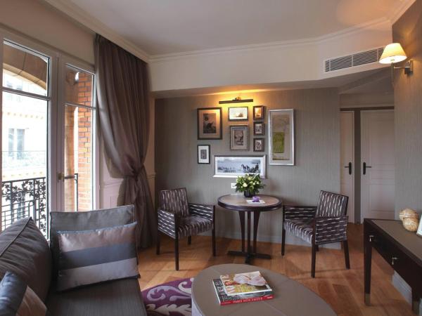 La Clef Louvre Paris by The Crest Collection : photo 1 de la chambre suite royale - forfait vip