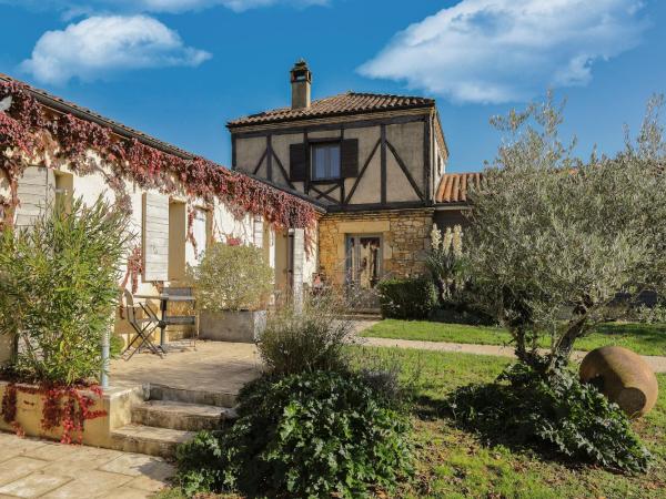 Hotel Le Mas de Castel - Piscine chauffee : photo 4 de la chambre chambre double supérieure avec terrasse