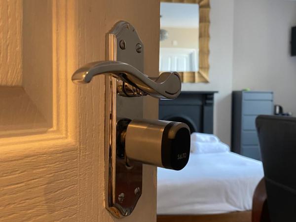 Number One Hundred Bed And Breakfast : photo 9 de la chambre chambre double