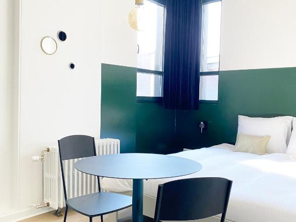 B&B Expo House : photo 4 de la chambre chambre double avec salle de bains privative