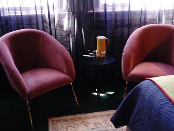 The Intrepid Hotel : photo 4 de la chambre suite supérieure lit king-size