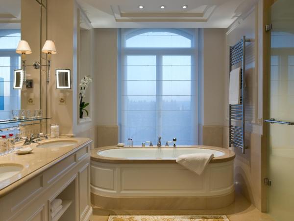 Beau-Rivage Palace : photo 3 de la chambre suite palace junior - vue sur lac