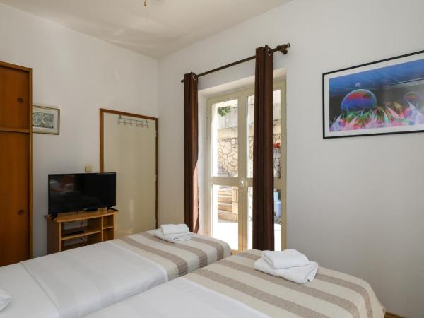 Begović Guest House : photo 6 de la chambre chambre double ou lits jumeaux