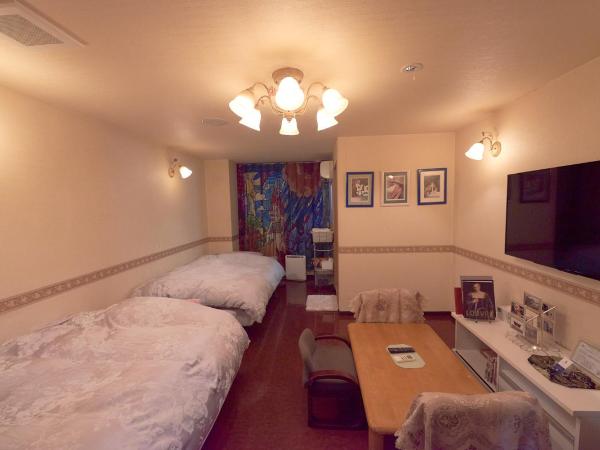 ホテル4Fマカロニ : photo 5 de la chambre chambre lits jumeaux Économique